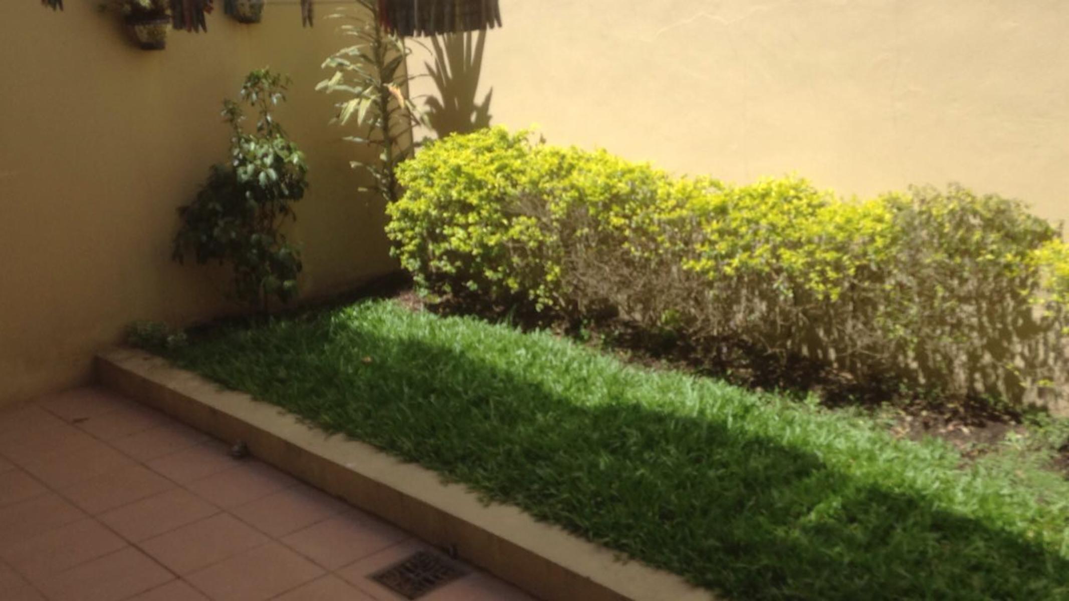 ESPECTACULAR PH 9 AÑOS CON PATIO - PARRILLA Y JARDÍN AL FONDO IMPECABLE — foto 14
