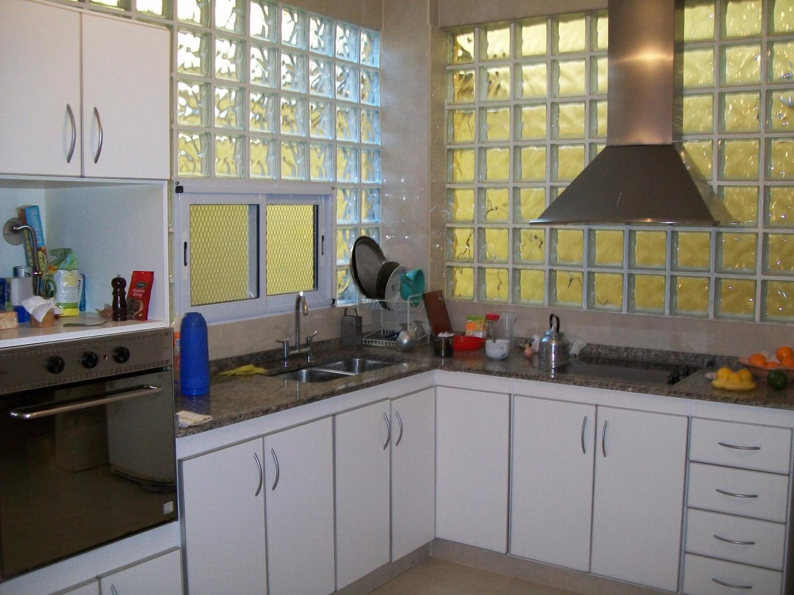 CASA EN TERRENO 8,66 X 30 GGE 2 AUTOS - CON PARQUE AL FONDO — foto 4
