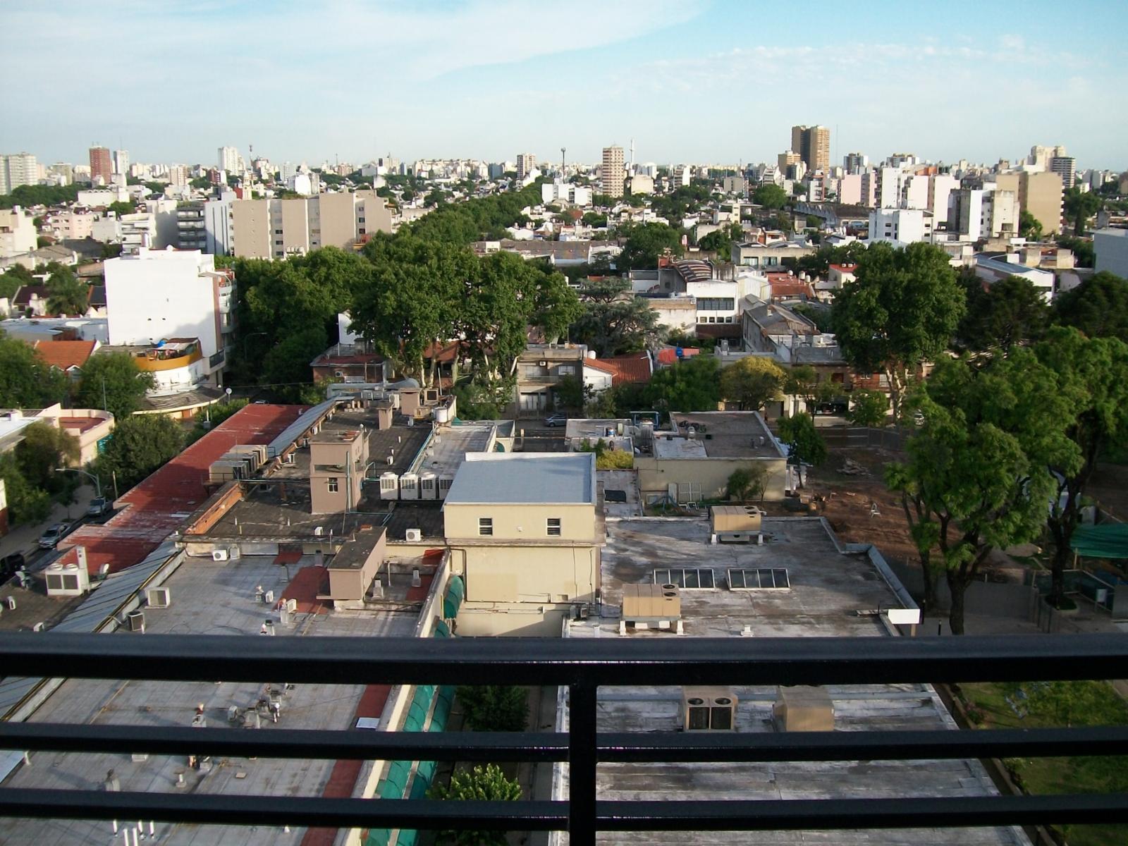 HERMOSO MONOAMBIENTE MUY AMPLIO E IMPECABLE BALCON VISTA PANORAMICA - 3