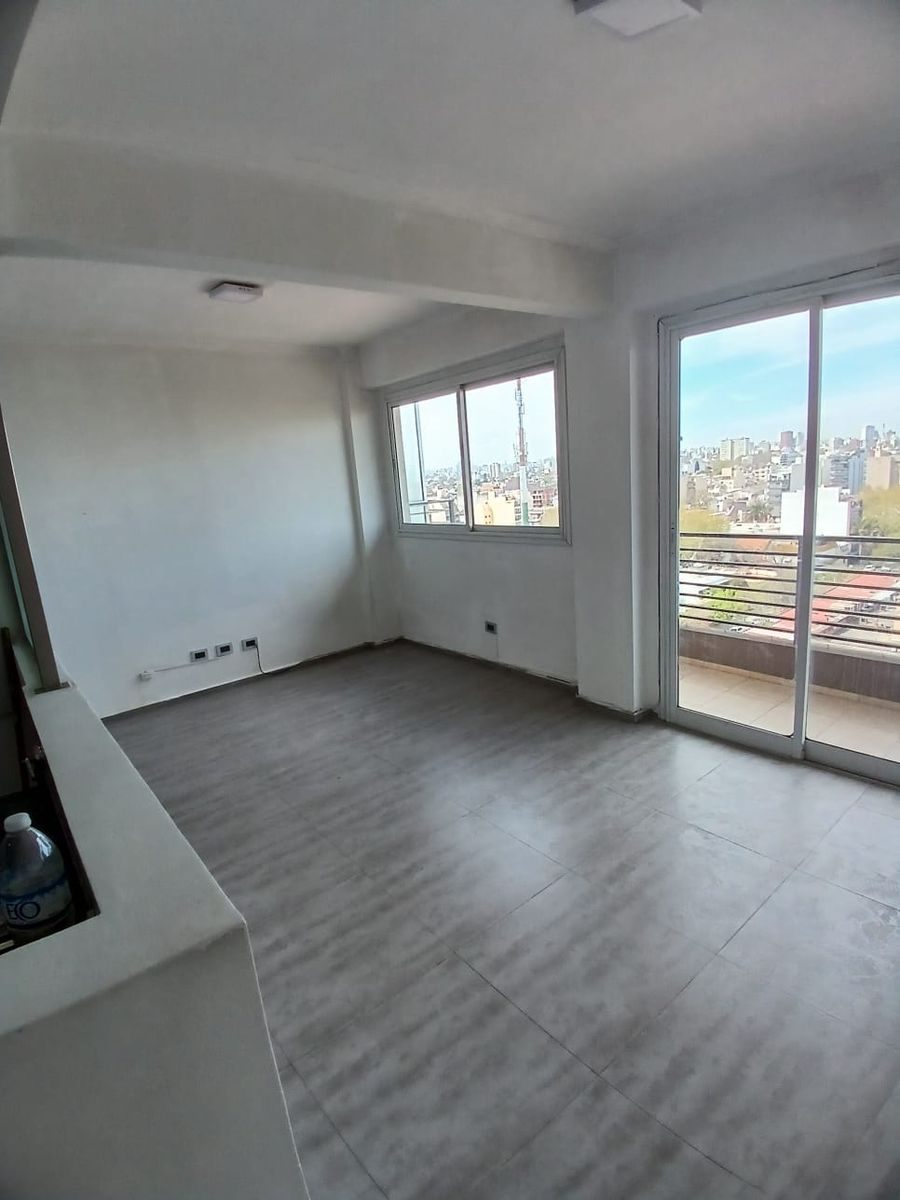 HERMOSO MONOAMBIENTE MUY AMPLIO E IMPECABLE BALCON VISTA PANORAMICA — foto 14