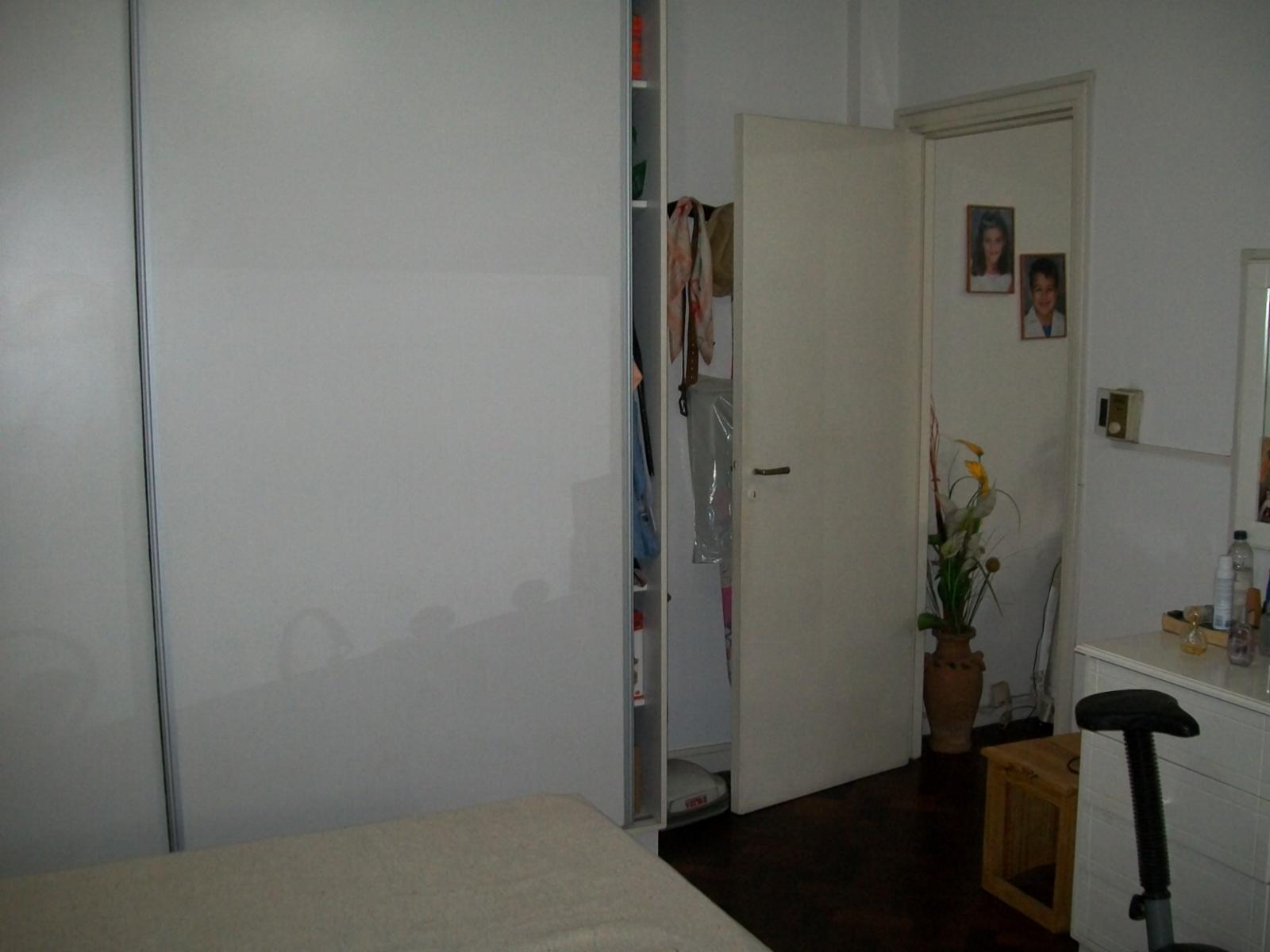 HERMOSO DEPTO 2 AMB (vereda impar de Constituyentes ya es V. Urquiza ) LATERAL 1ER. PISO POR ESCALERA — foto 11