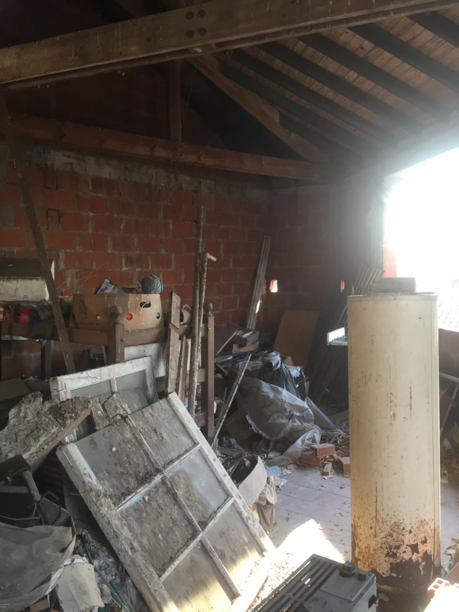 CASA EN ESQUINA ANTIGUA 4 AMB 2 BAÑOS MAS 110 M2 A TERMINAR EN PLANTA ALTA — foto 5