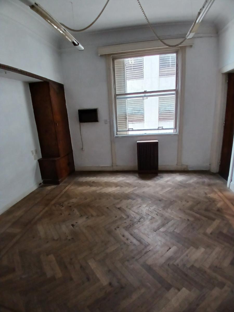 OFICINA DE 50 M2 CON 2 DESPACHOS Y COCINA COMPLETA EN EDIFICIO LA UNION - MUY SEÑORIAL Y DE ESTILO - 7
