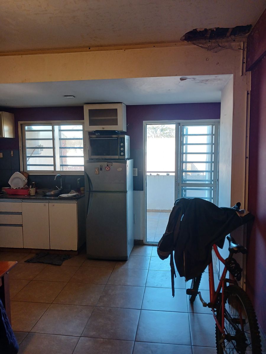 DEPARTAMENTO EN VENTA EN DUPLEX (EDIFICIO 3 PLANTAS) VILLA PUEYRREDON — foto 2