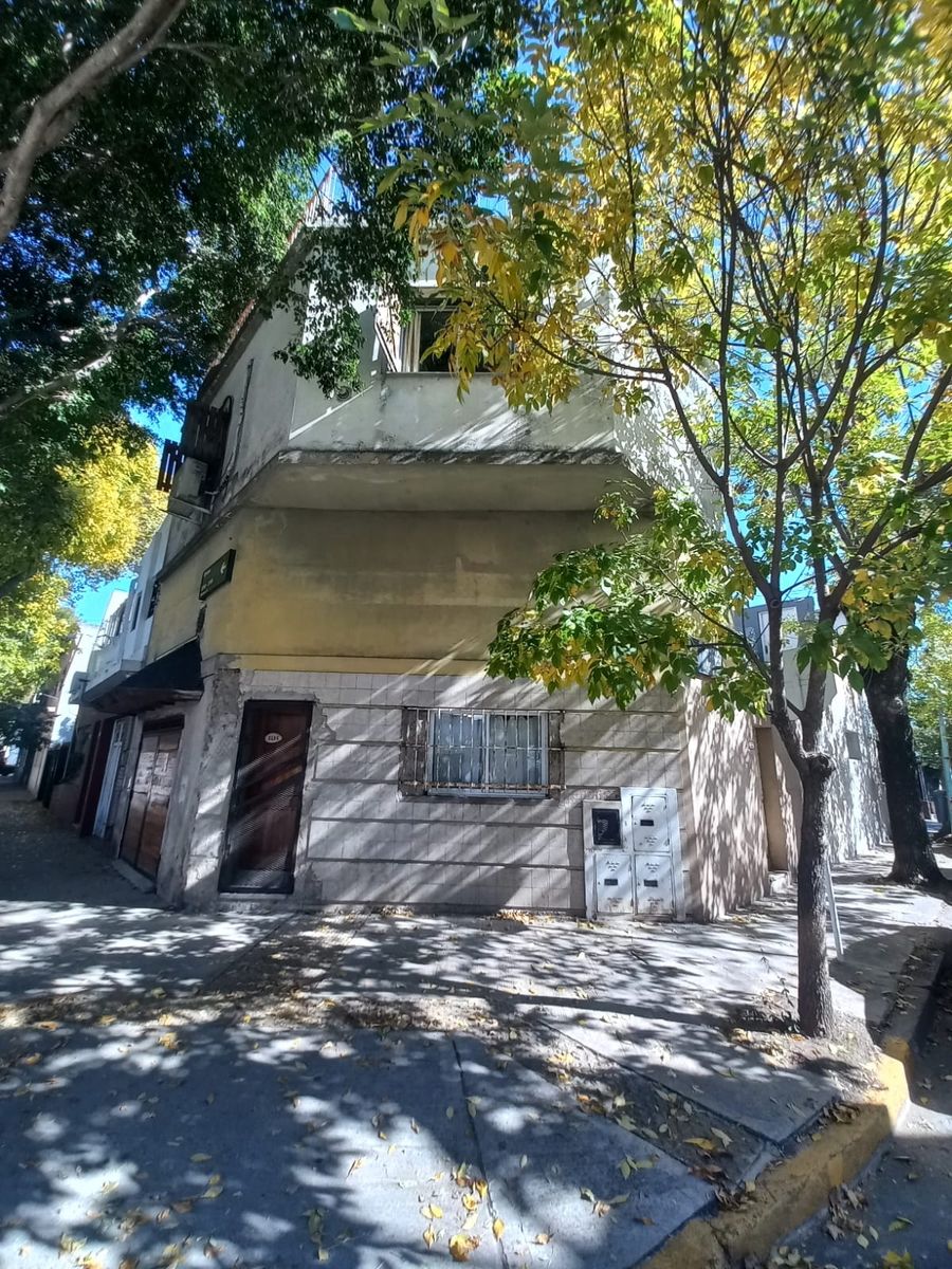 PH 4 Amb. Frente con Patio y Terraza - 8