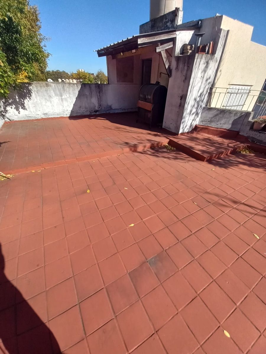 PH 4 Amb. Frente con Patio y Terraza - 15