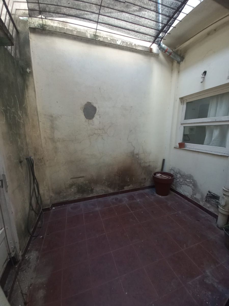PH 2 Amb. al frente con patio - 10