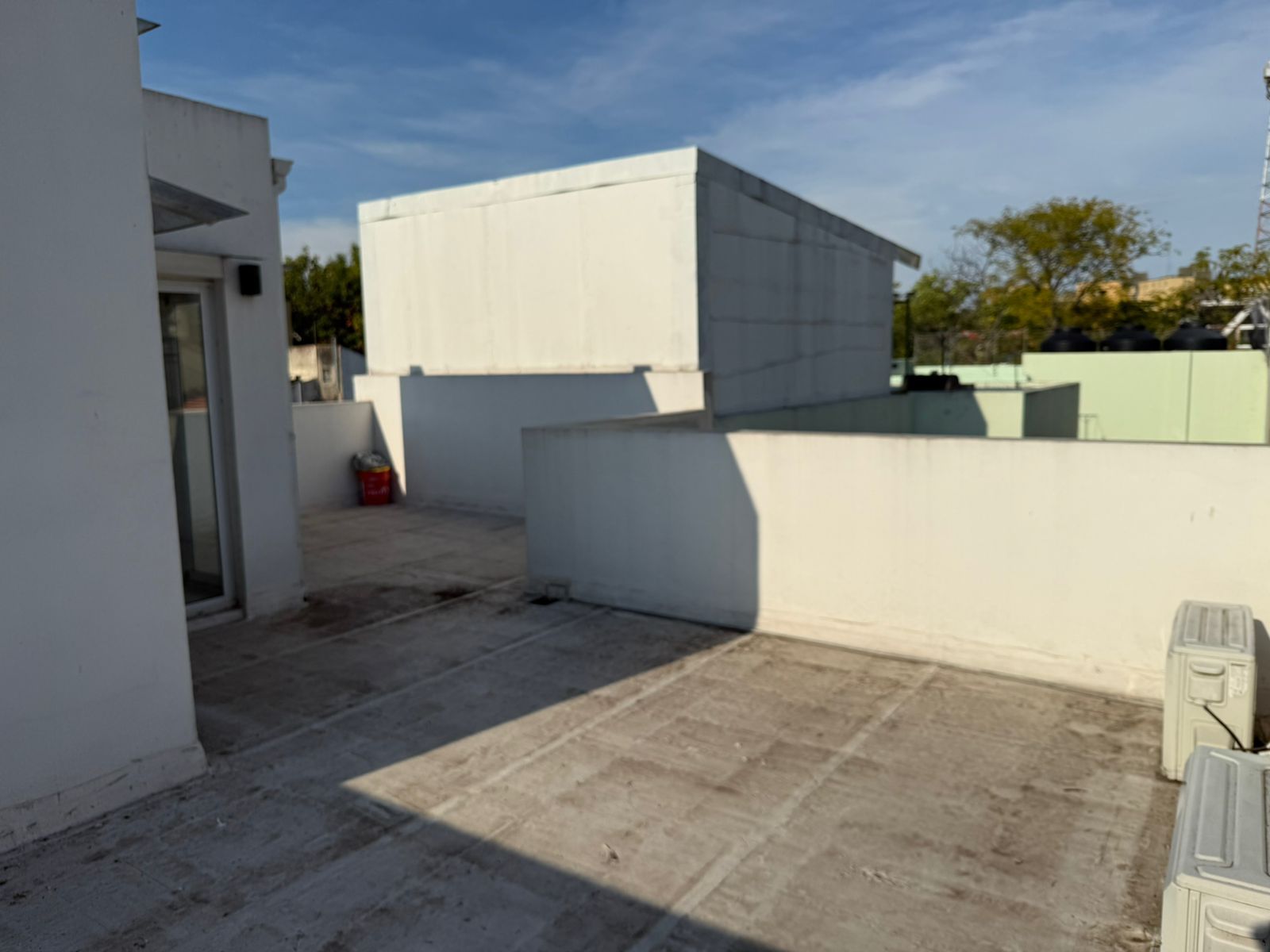 PH 5 Amb. C/fte - Patio - Terraza - Impecable - 2
