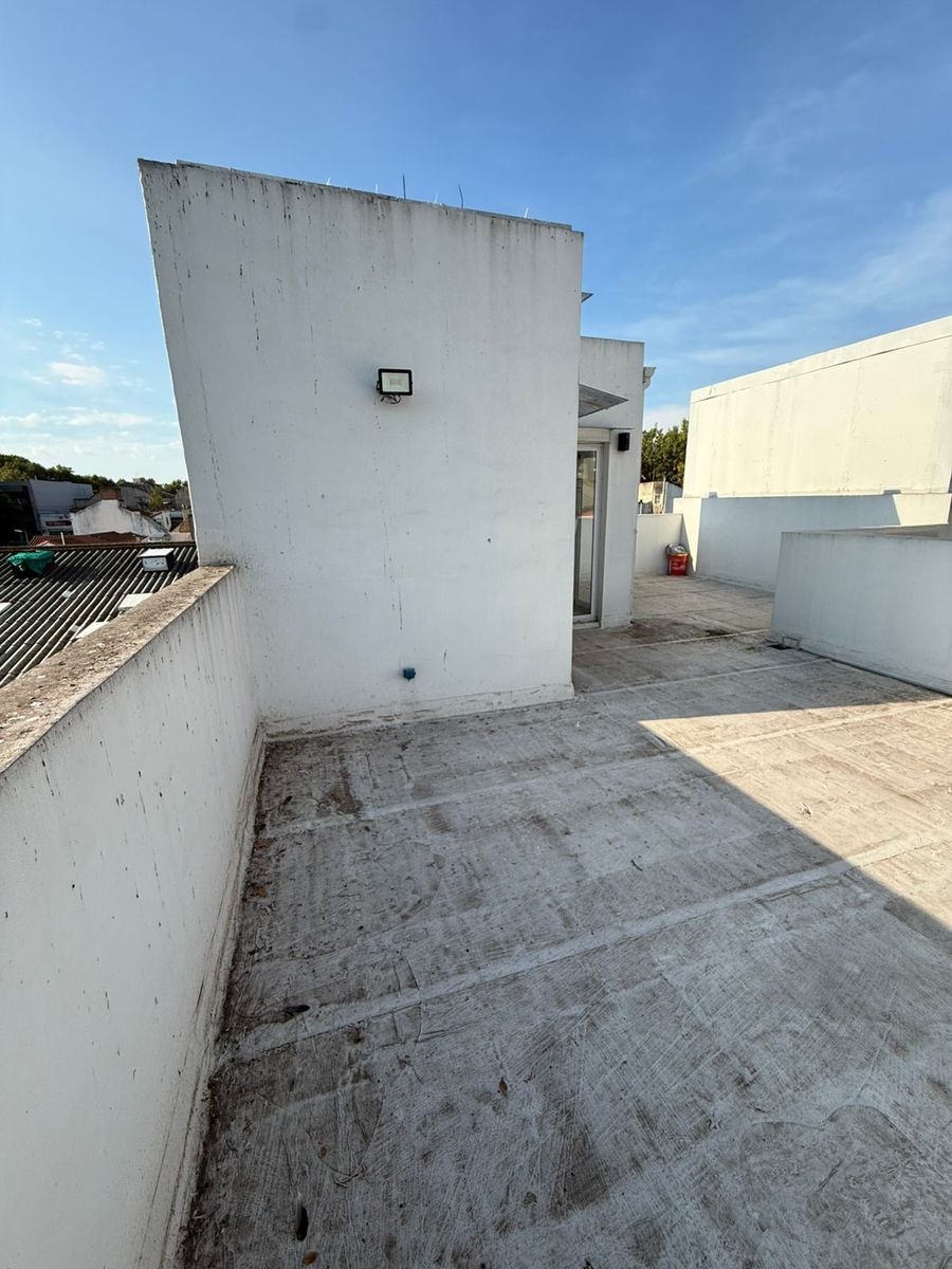 PH 5 Amb. C/fte - Patio - Terraza - Impecable - 20