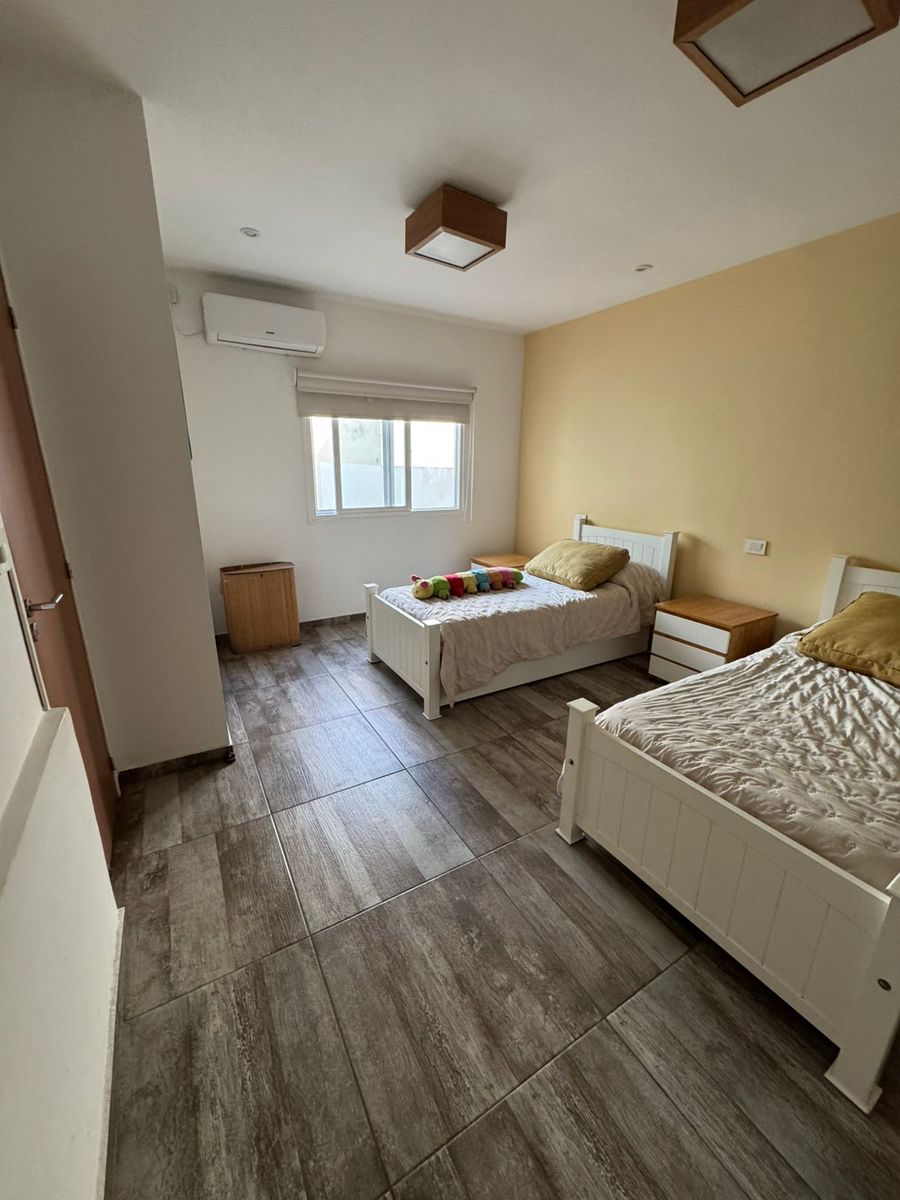 PH 5 Amb. C/fte - Patio - Terraza - Impecable - 28