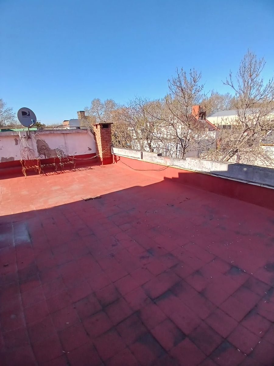 PH 5 AMBIENTES PRIMER PISO SIN EXPENSAS C/TERRAZA PROPIA T/ SUPERFICIE - 30