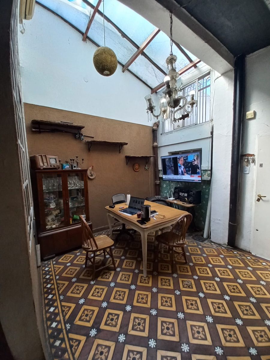 Casa 4 ambientes de estilo con Garage - 18