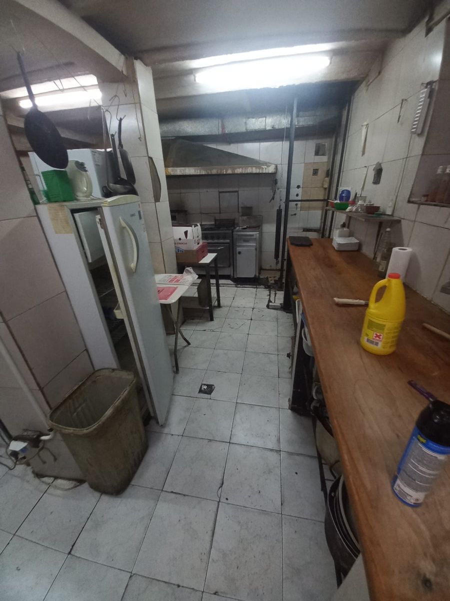Local en Esquina para gastronomía todo equipado — foto 4