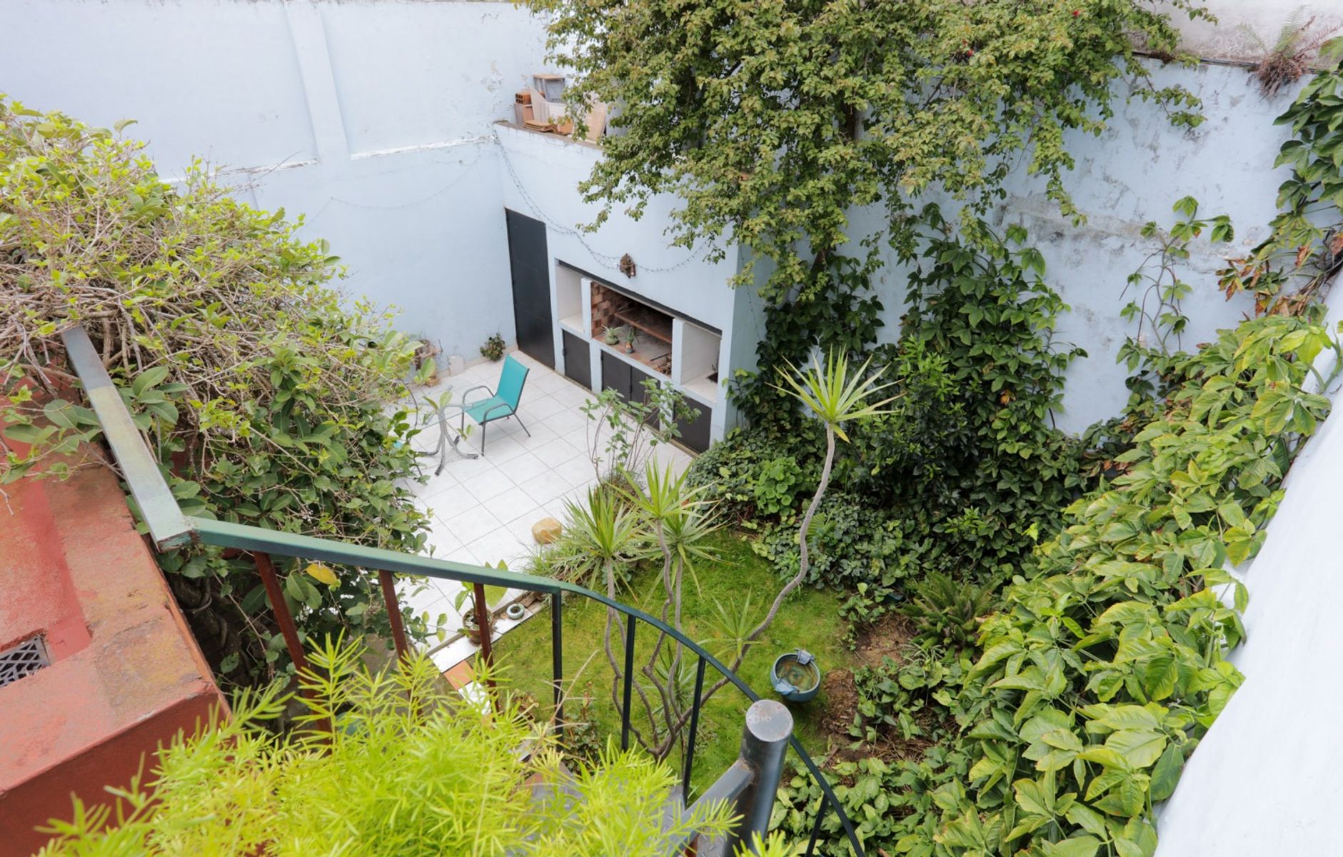 CHALET 6 AMB. S/LOTE 8,66 X 25 . GGE 2 AUTOS 5 BAÑOS PARQUE PARILLA - 23