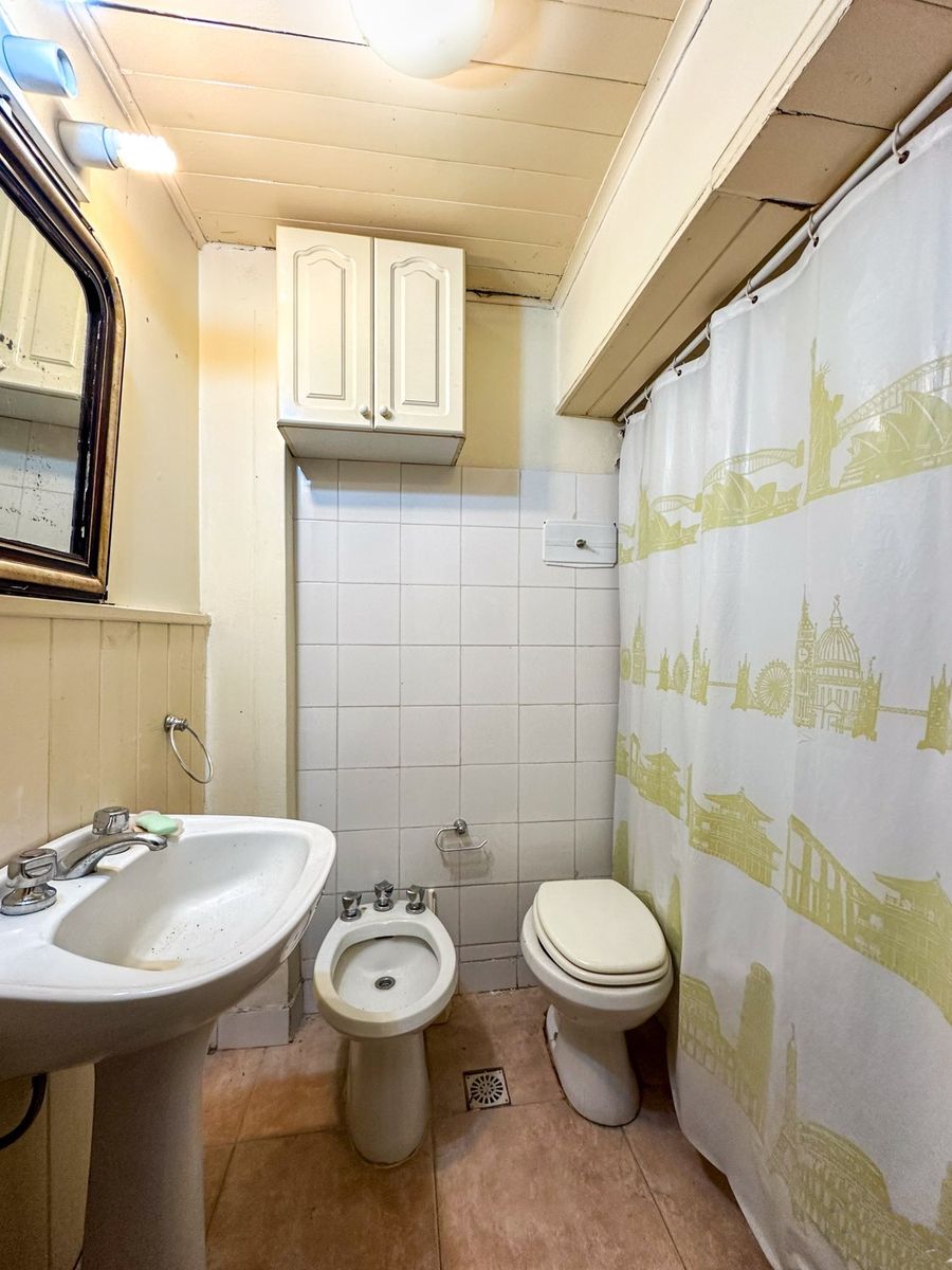CHALET 6 AMB. S/LOTE 8,66 X 25 . GGE 2 AUTOS 5 BAÑOS PARQUE PARILLA - 26