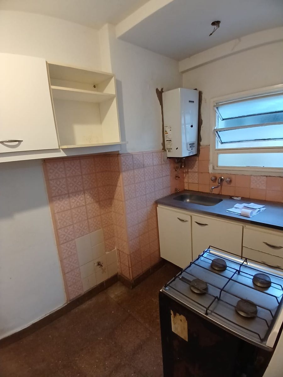 2 AMBIENTES EN PRIMER PISO CON PATIO - 25