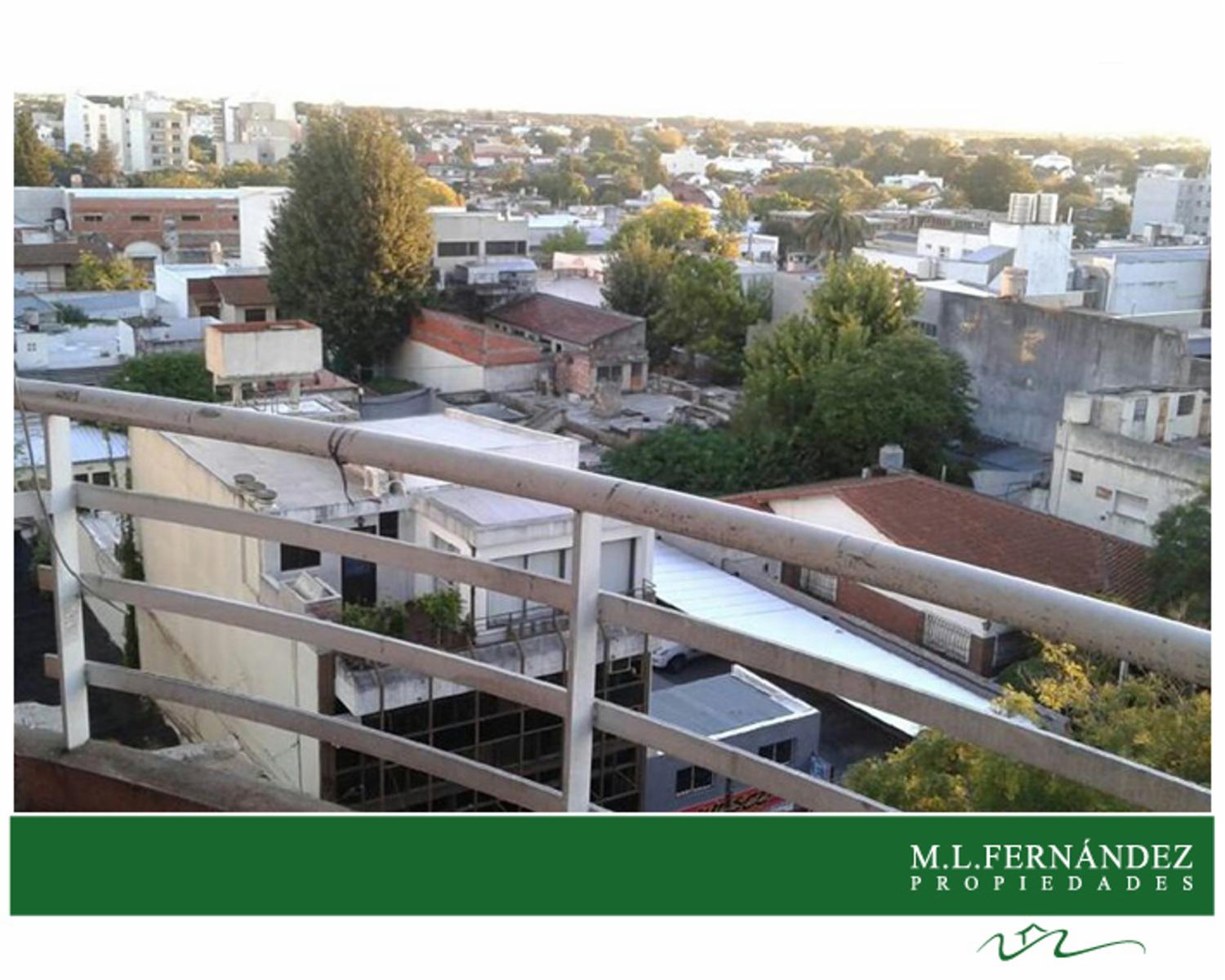 Muy buen depto.en Morón centro