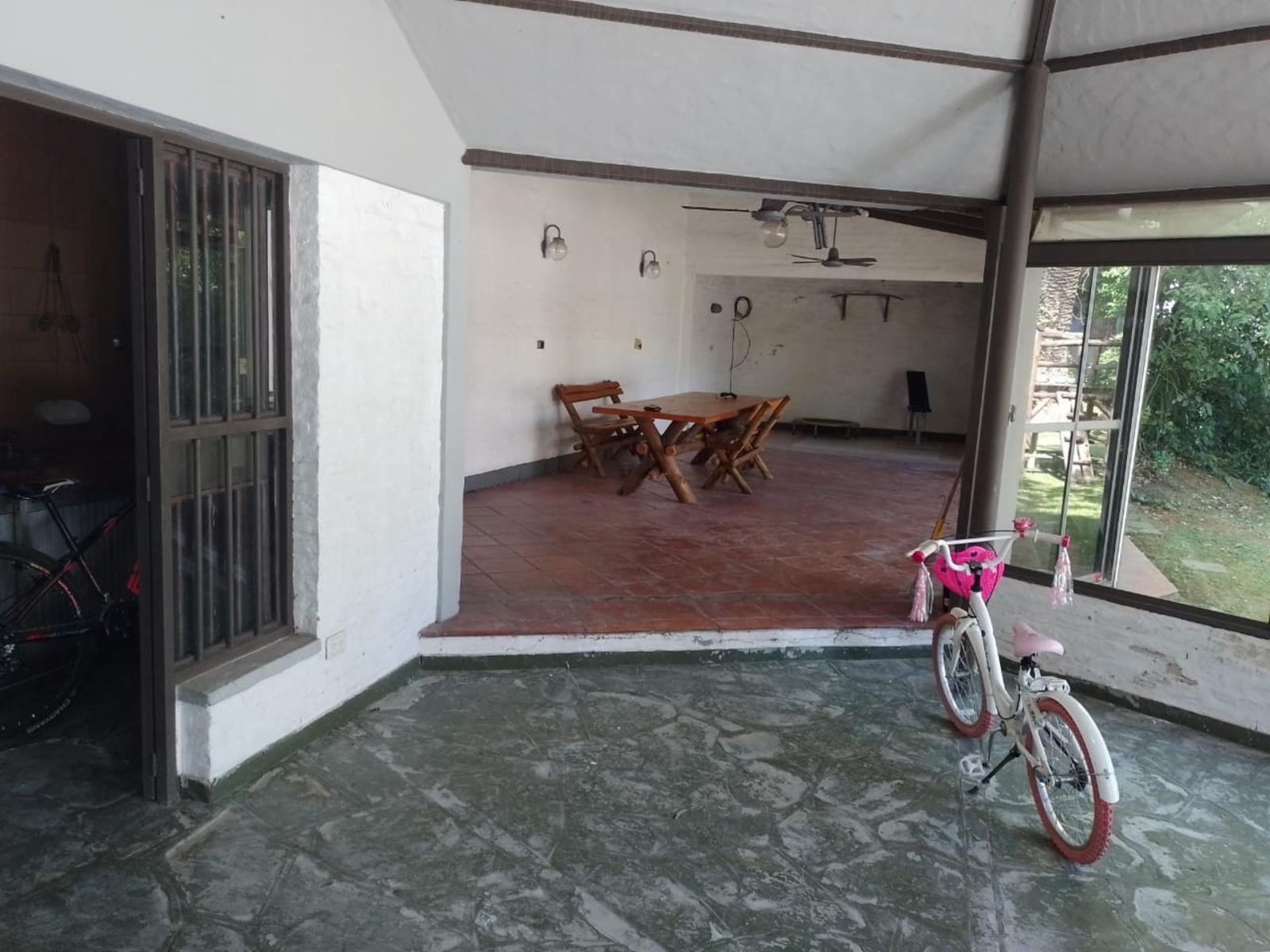 Casa en excelente zona de Parque Leloir — foto 5