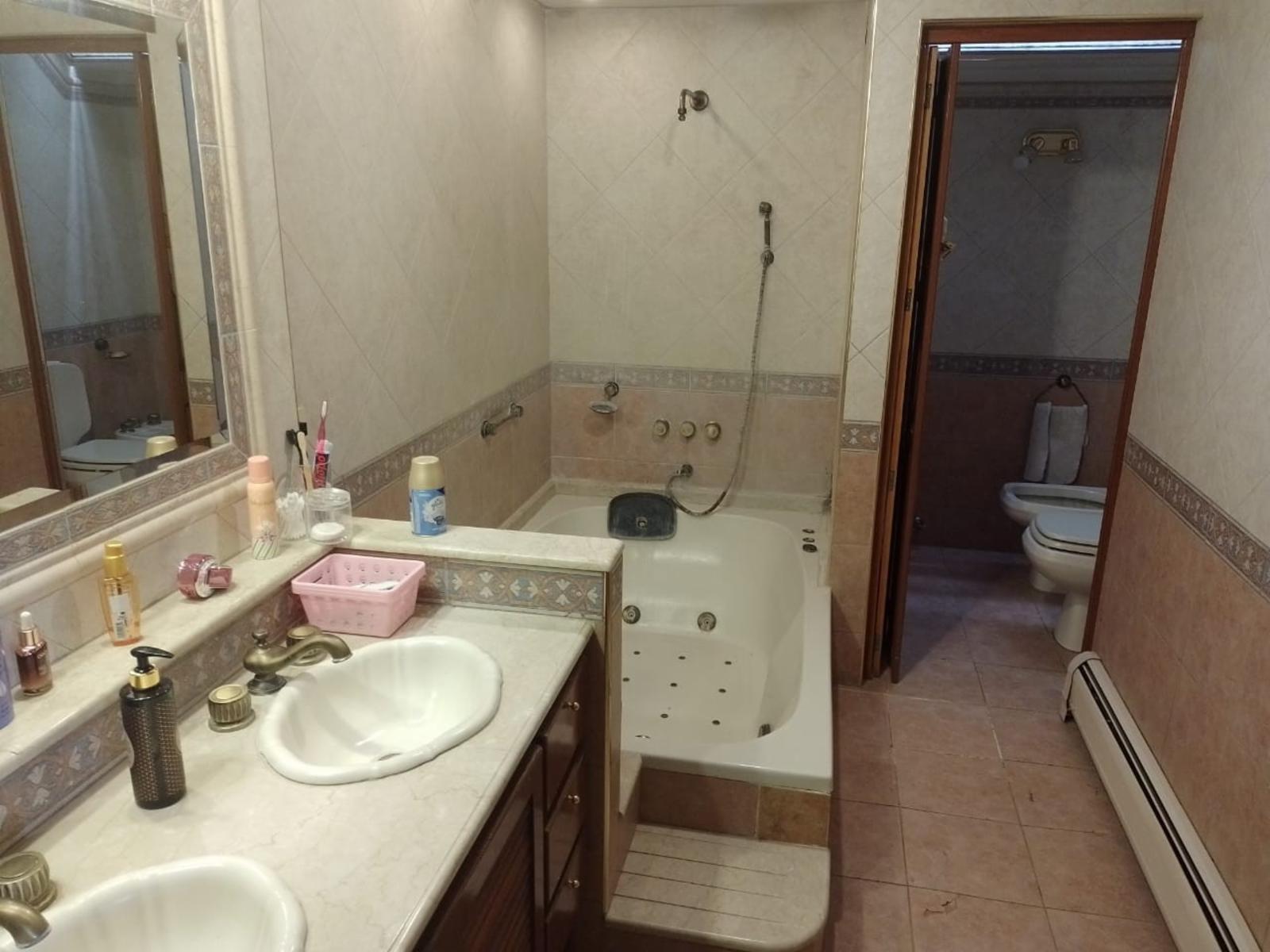 Casa en excelente zona de Parque Leloir — foto 8