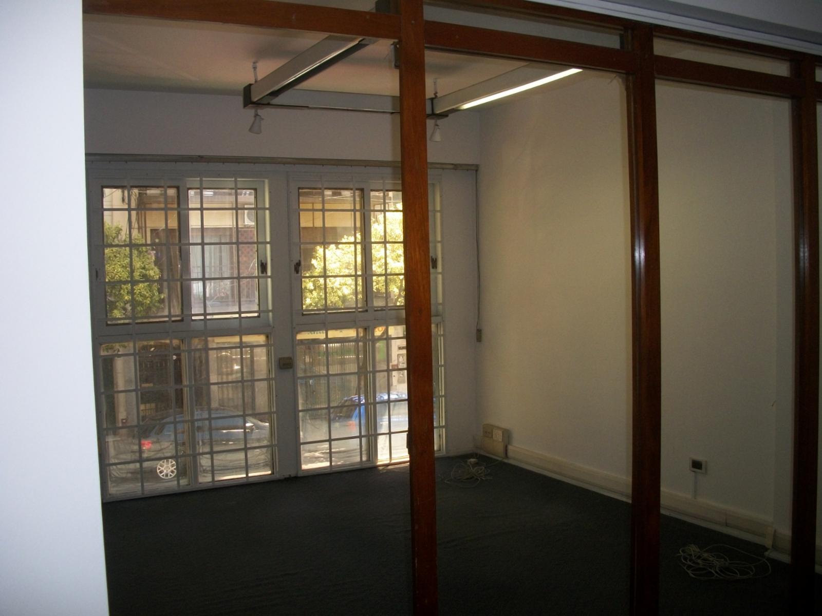 Gran departamento de 1 ambiente Apto Profesional al frente. — foto 4
