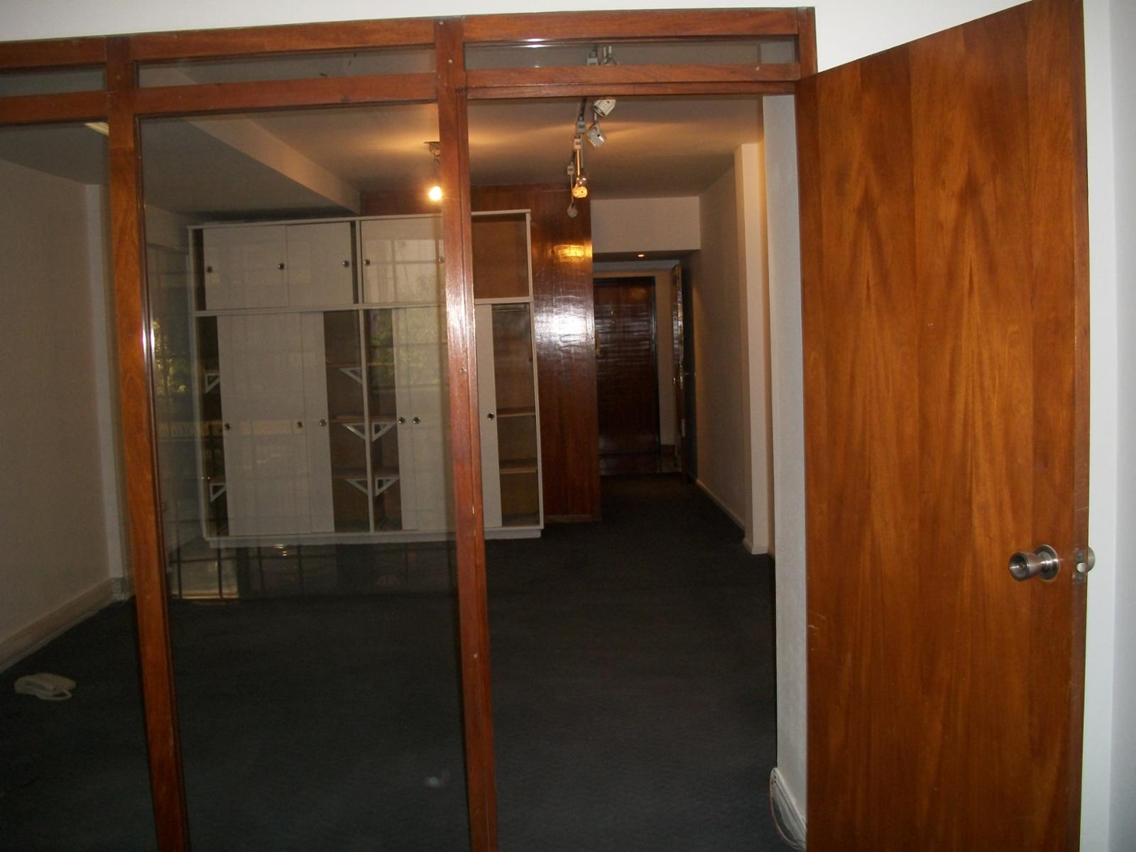 Gran departamento de 1 ambiente Apto Profesional al frente. — foto 6