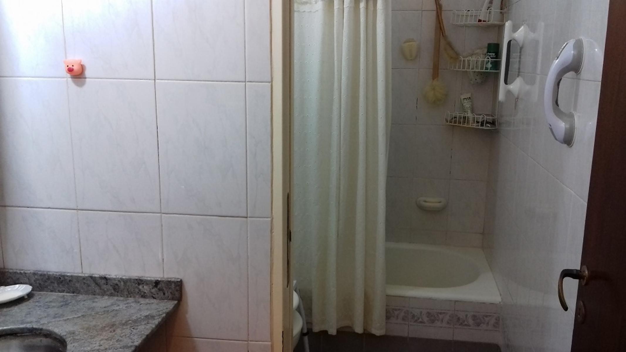 Amplio Tipo Casa P.H Sin Expensas 3 Amb al Frente Planta Baja Falcón y Pergamino — foto 8