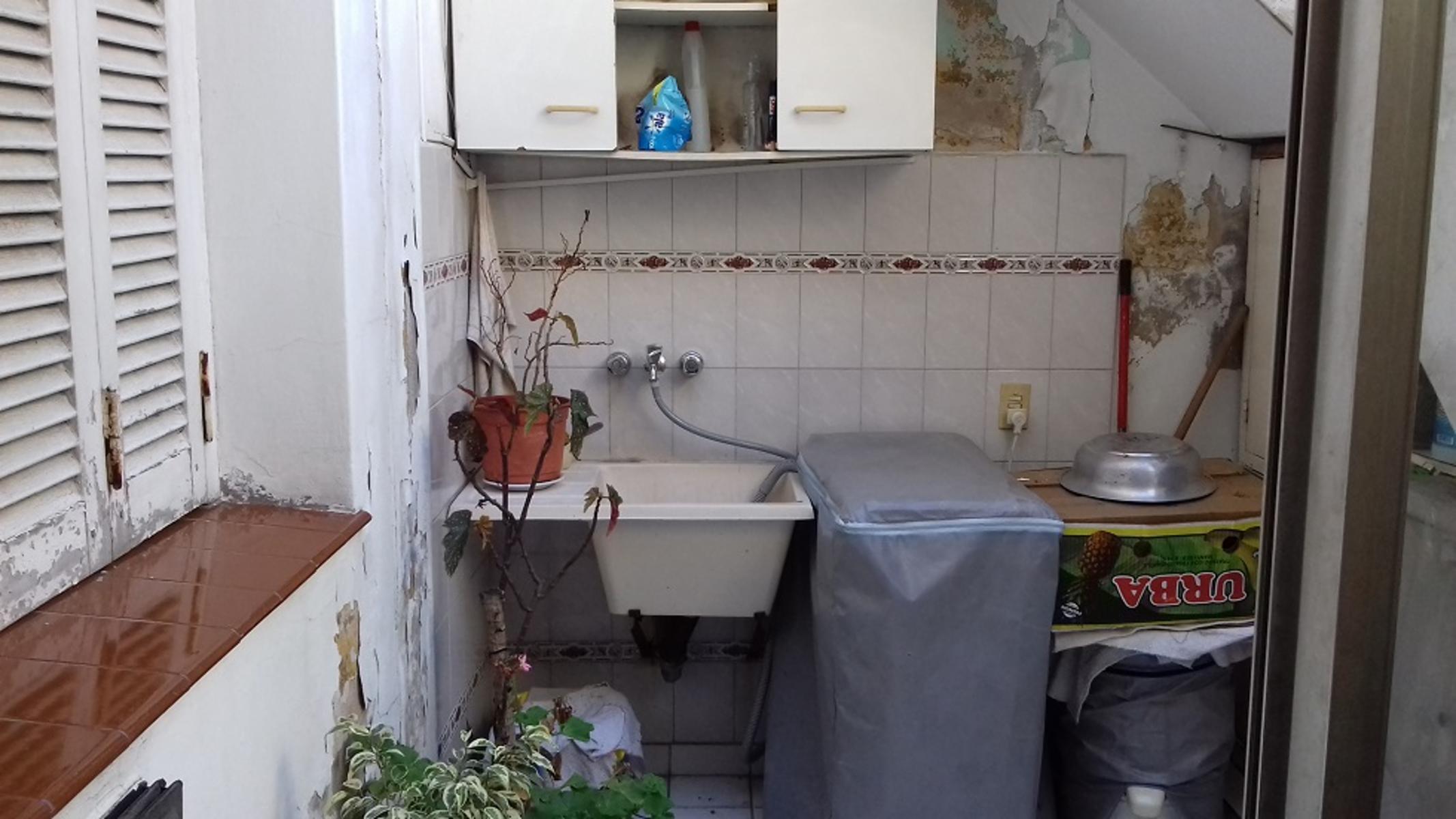 Amplio Tipo Casa P.H Sin Expensas 3 Amb al Frente Planta Baja Falcón y Pergamino — foto 12