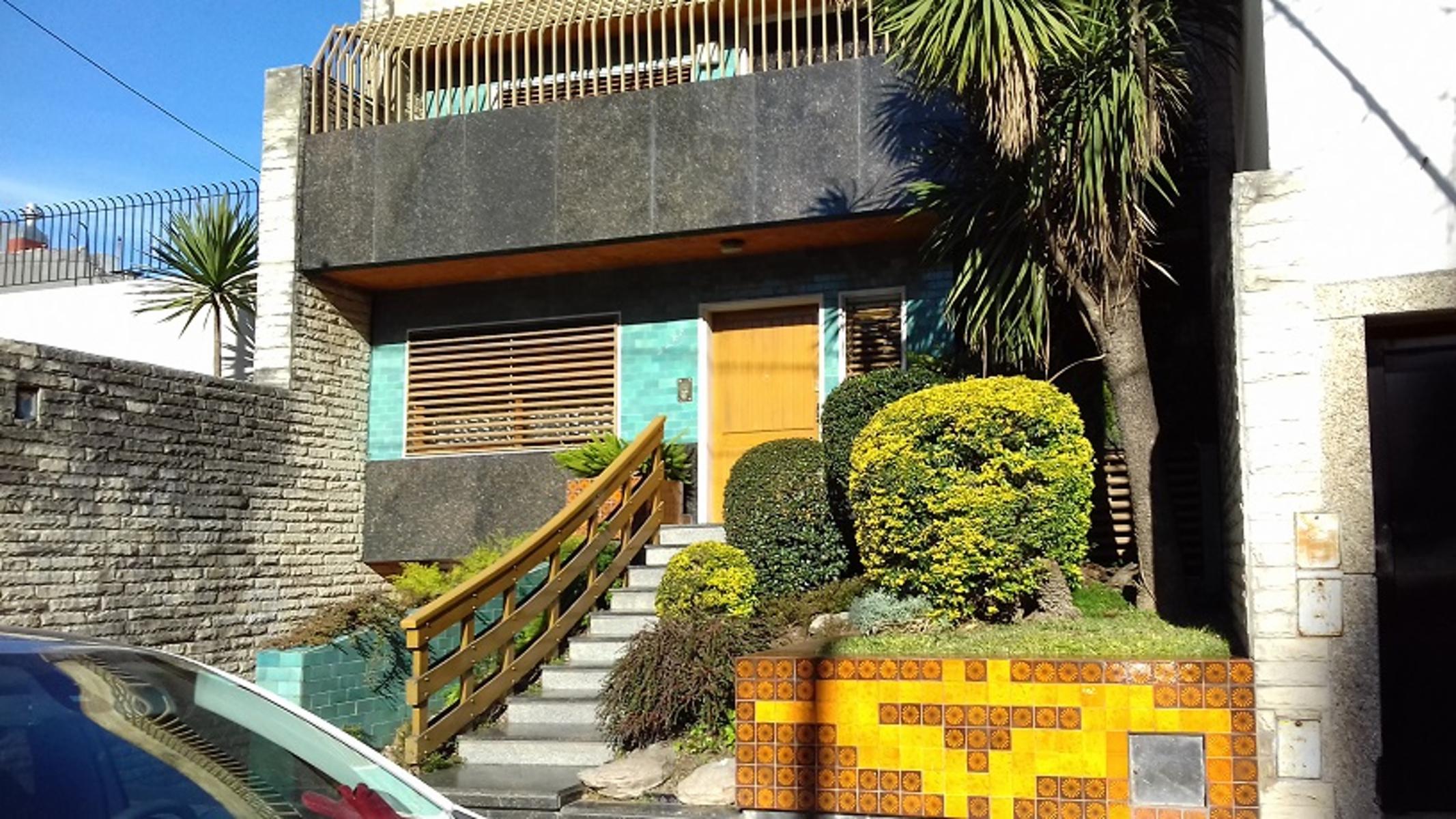 Soñada, y de Categoría, excelente construcción y distrib. Rafaela e/ Dolores y Baradero — foto 2