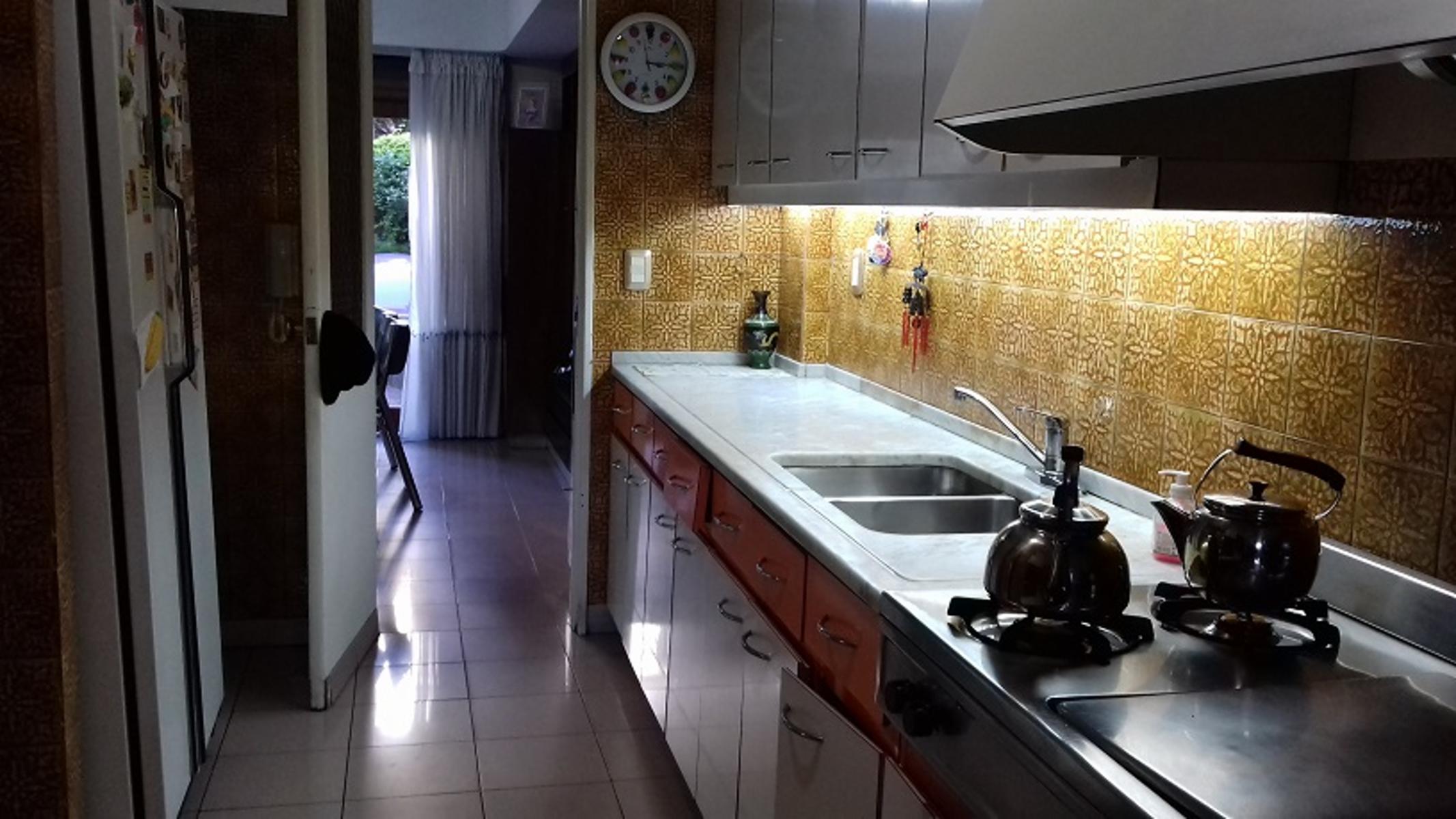 Soñada, y de Categoría, excelente construcción y distrib. Rafaela e/ Dolores y Baradero — foto 9