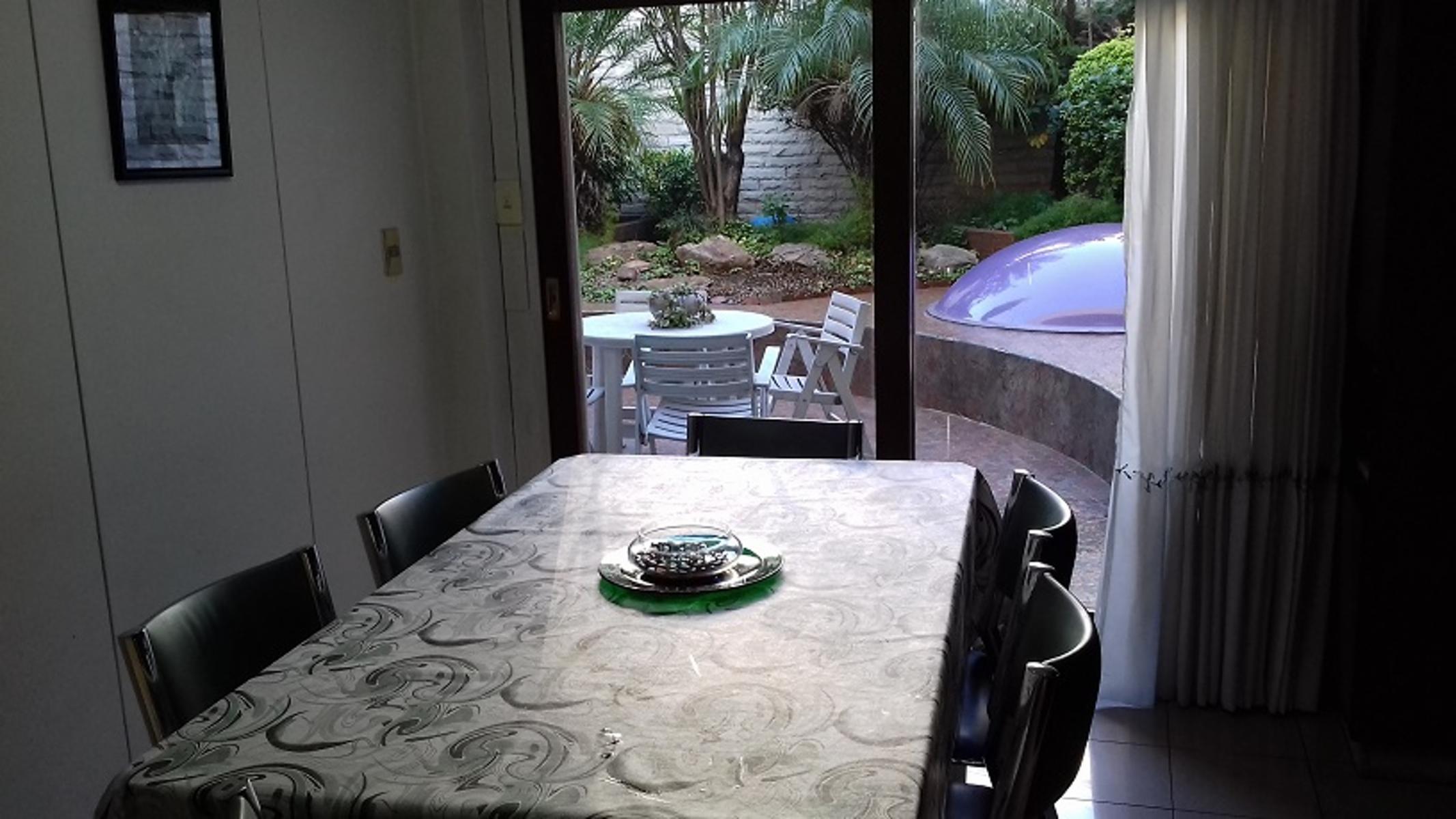 Soñada, y de Categoría, excelente construcción y distrib. Rafaela e/ Dolores y Baradero — foto 10
