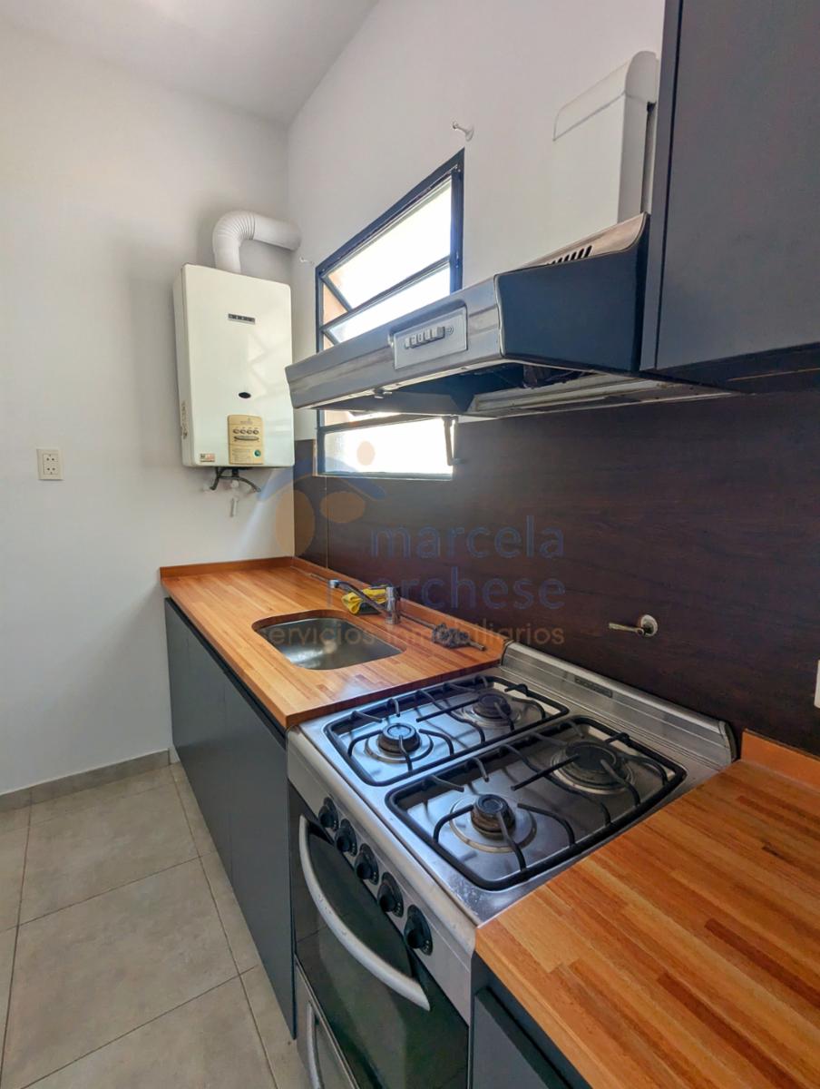 Departamento 2 Ambientes al Frente con Balcón. Bajas Expensas &ampquotimpecable&quot — foto 9