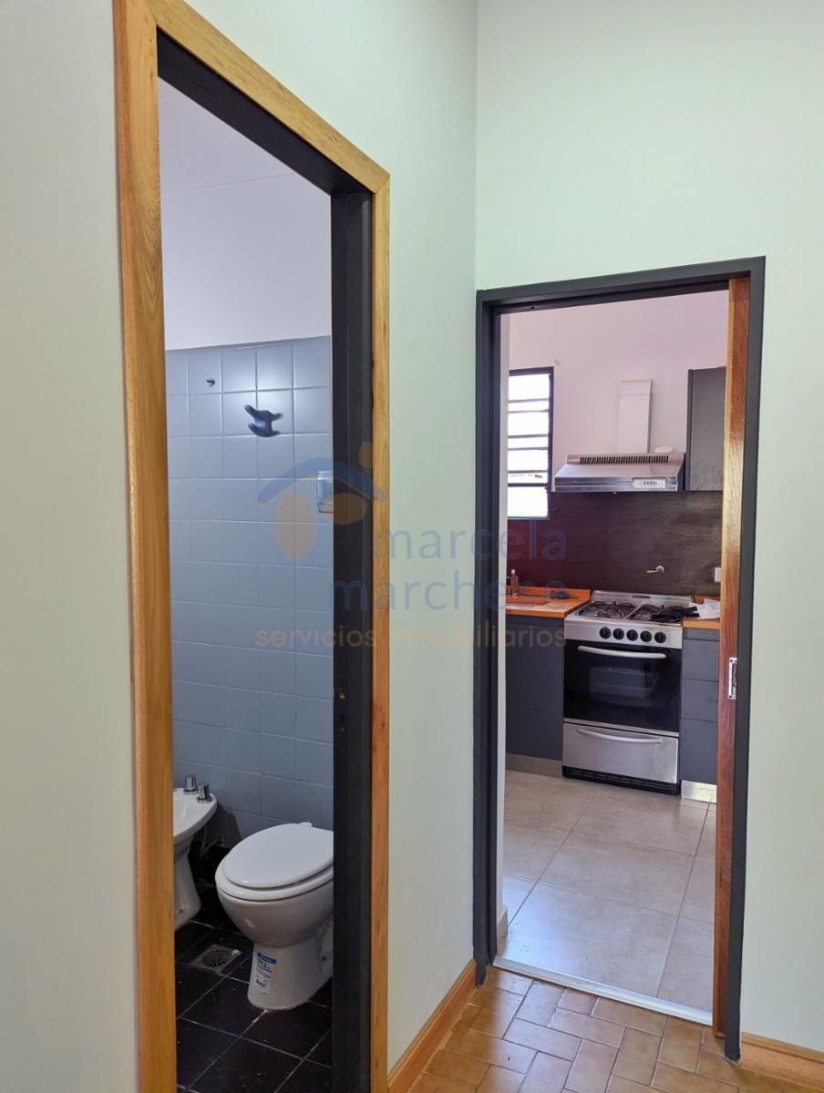 Departamento 2 Ambientes al Frente con Balcón. Bajas Expensas &ampquotimpecable&quot — foto 15