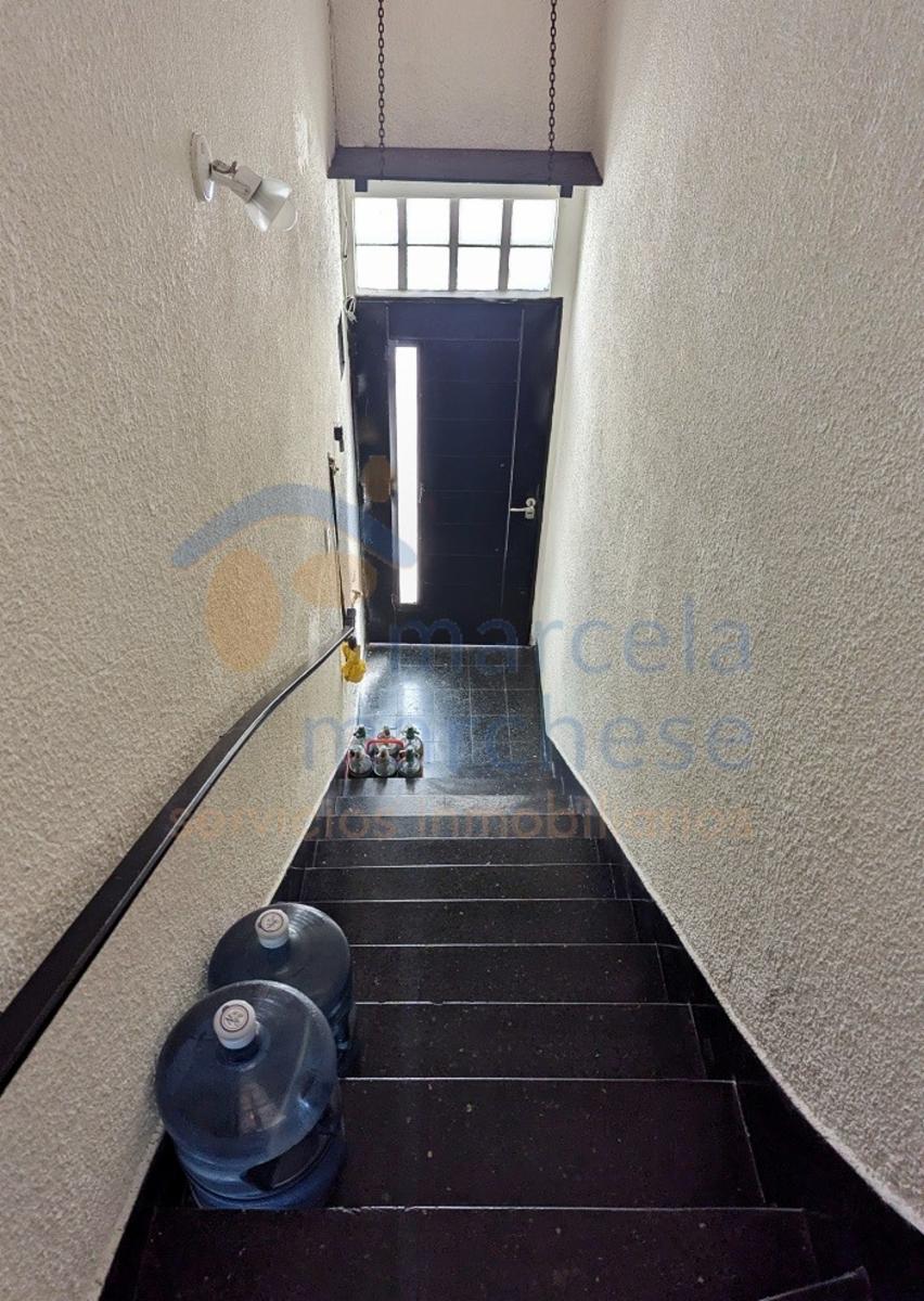 Excelente ph &quottipo casa&quot piso único, entrada independiente — foto 2