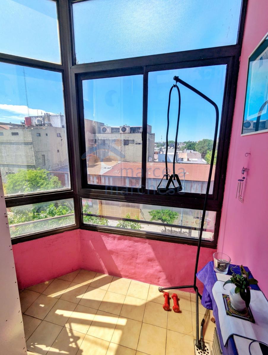 IMPECABLE DEPARTAMENTO DOS AMBIENTES CON BALCÓN CERRADO — foto 8