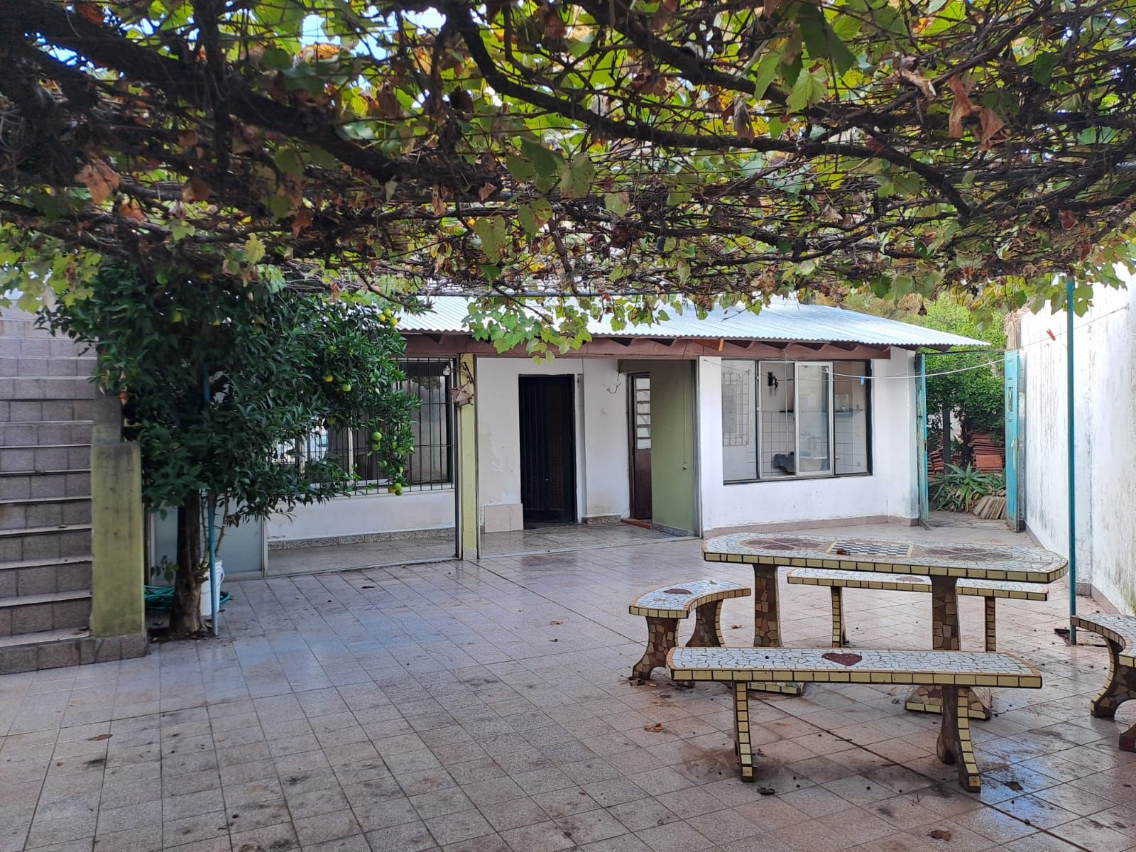 ALDO BONZI-VENTA-CASA DE 6 AMBIENTES