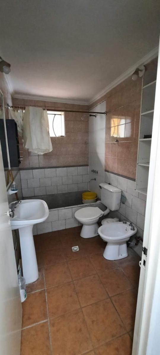 Amplia casa multifamiliar en venta - 18