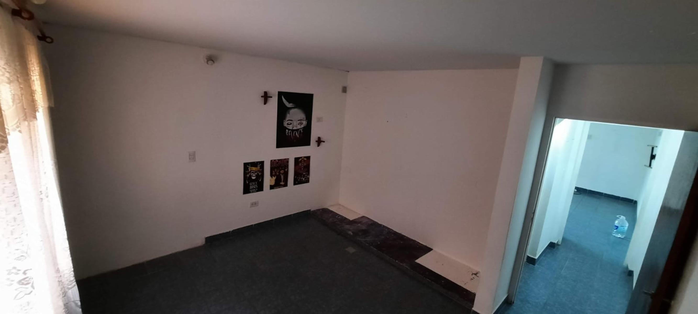 Amplia casa multifamiliar en venta - 20