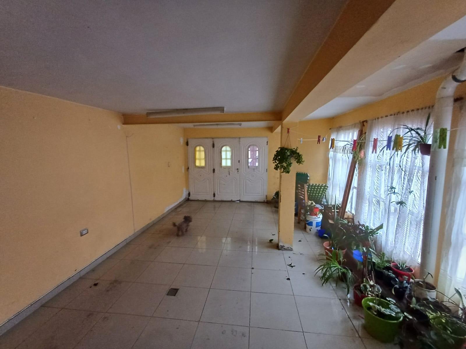 Casa familiar grande y hermosa en venta - 3