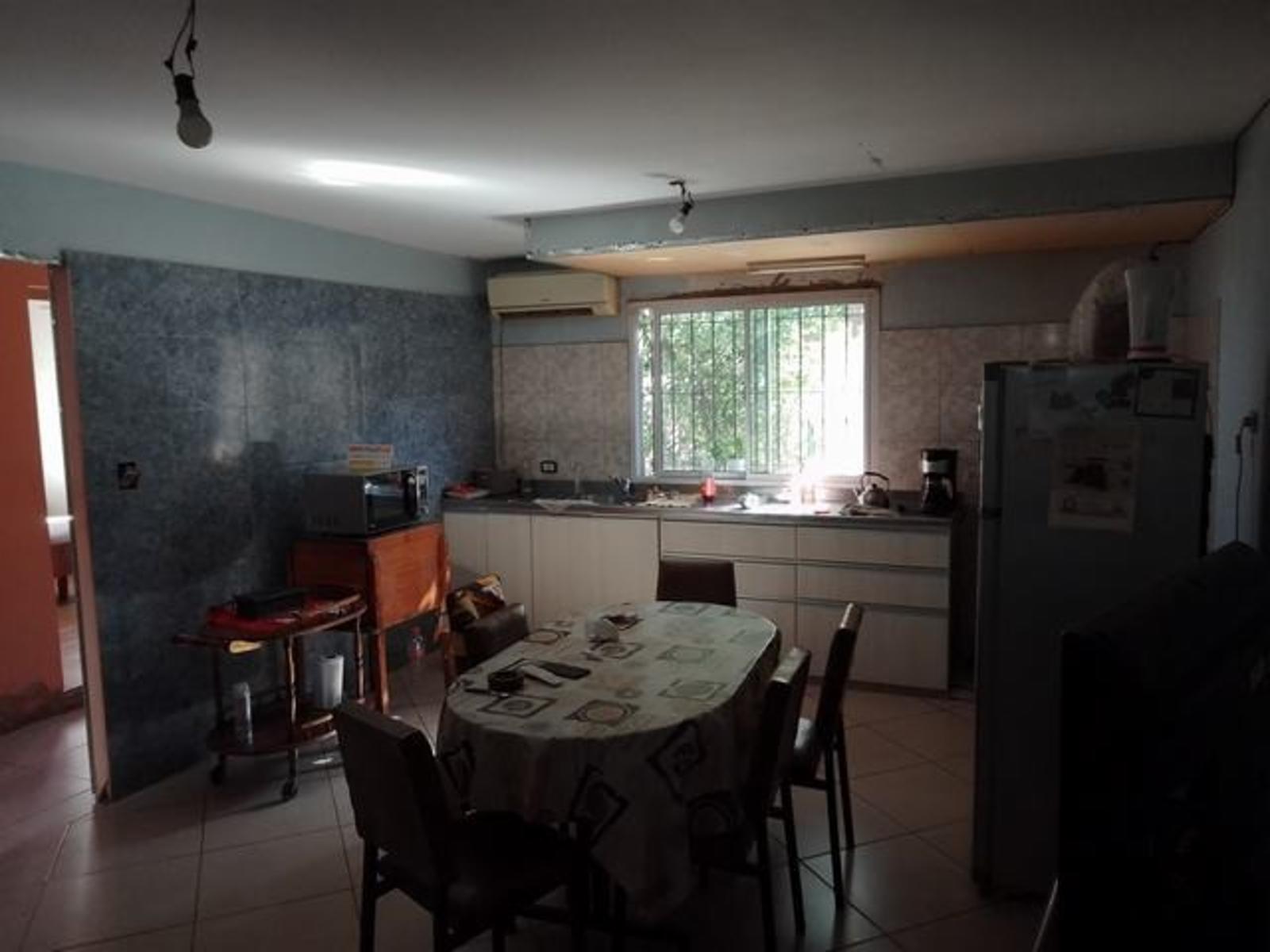 LOTE CON DEPARTAMENTO — foto 2