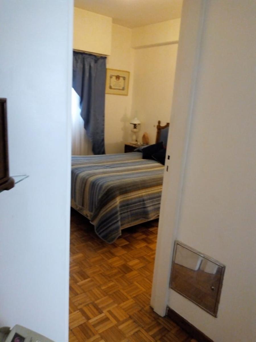 EXCELENTE DEPARTAMENTO EN VENTA EN ALMAGRO SOBRE AVENIDA RIVADAVIA 4300, 3 AMBIENTES — foto 2