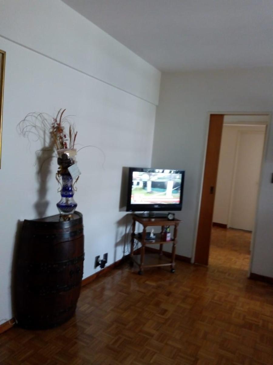 EXCELENTE DEPARTAMENTO EN VENTA EN ALMAGRO SOBRE AVENIDA RIVADAVIA 4300, 3 AMBIENTES — foto 4