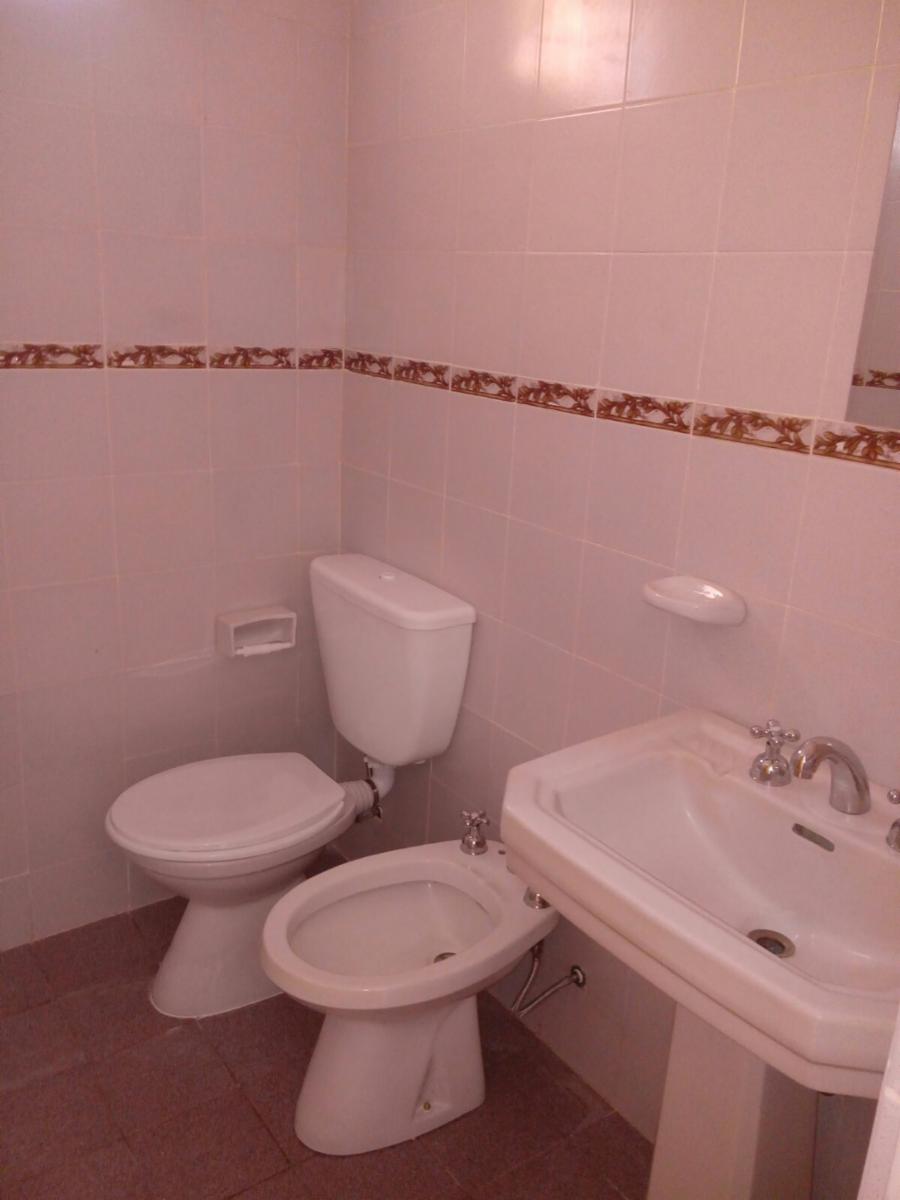 VENTA:Ideal inversor, Complejo de tres departamentos en Villa de Mayo — foto 11