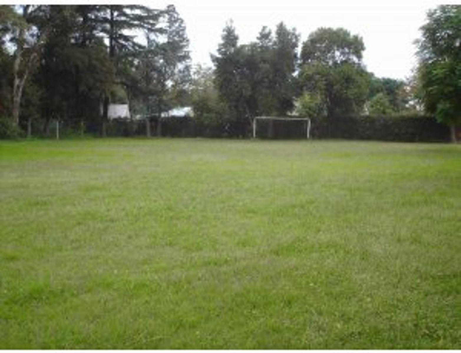 Venta, hermosa propiedad en Jose C. Paz - 3