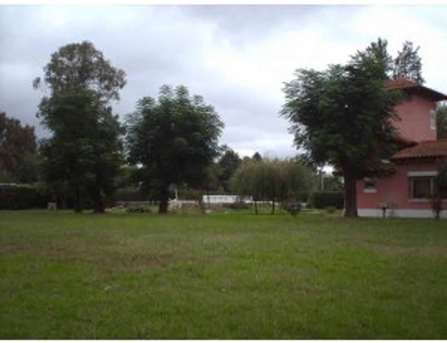 Venta, hermosa propiedad en Jose C. Paz - 4