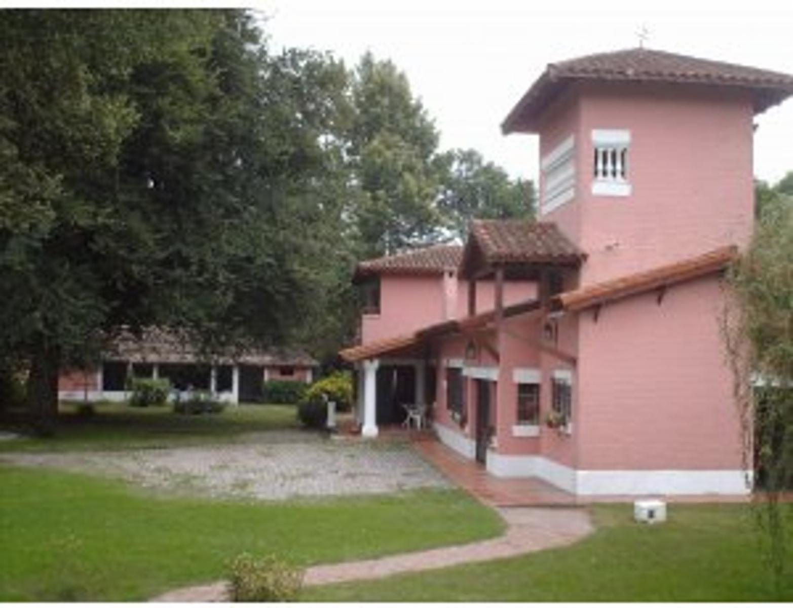Venta, hermosa propiedad en Jose C. Paz - 7
