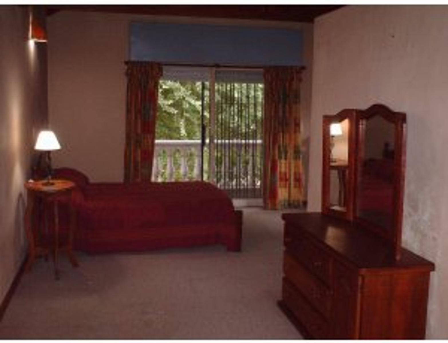 Venta, hermosa propiedad en Jose C. Paz - 11