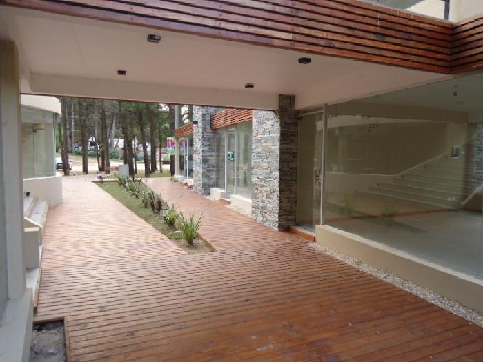 Venta en block de Locales Comercial en Mar de las Pampas, Villa Gesell, Buenos Aires — foto 8