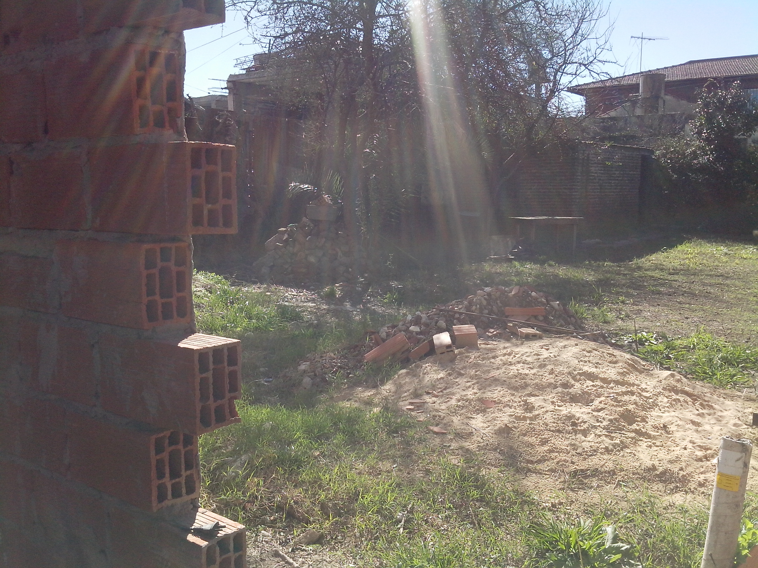 Venta lote con mejoras — foto 3