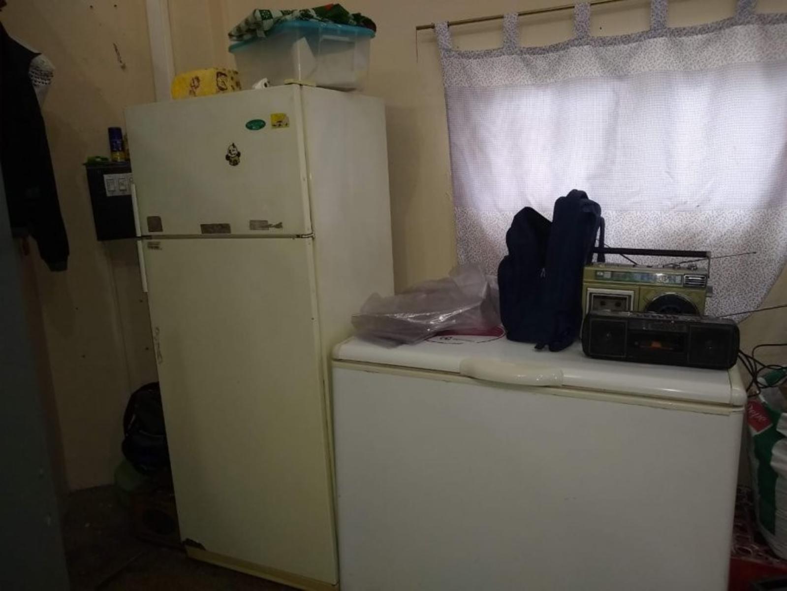 Venta Galpón en esquina Temperley - 12