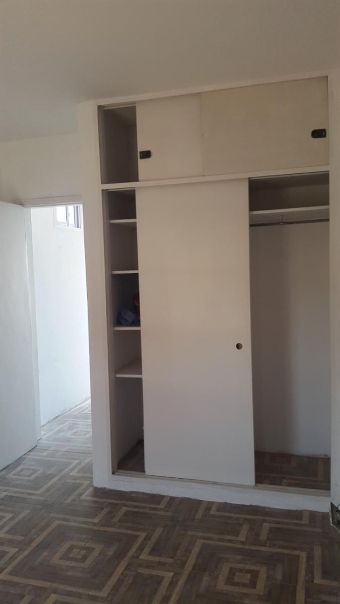 AMPLIA CASA EN BANFIELD — foto 13